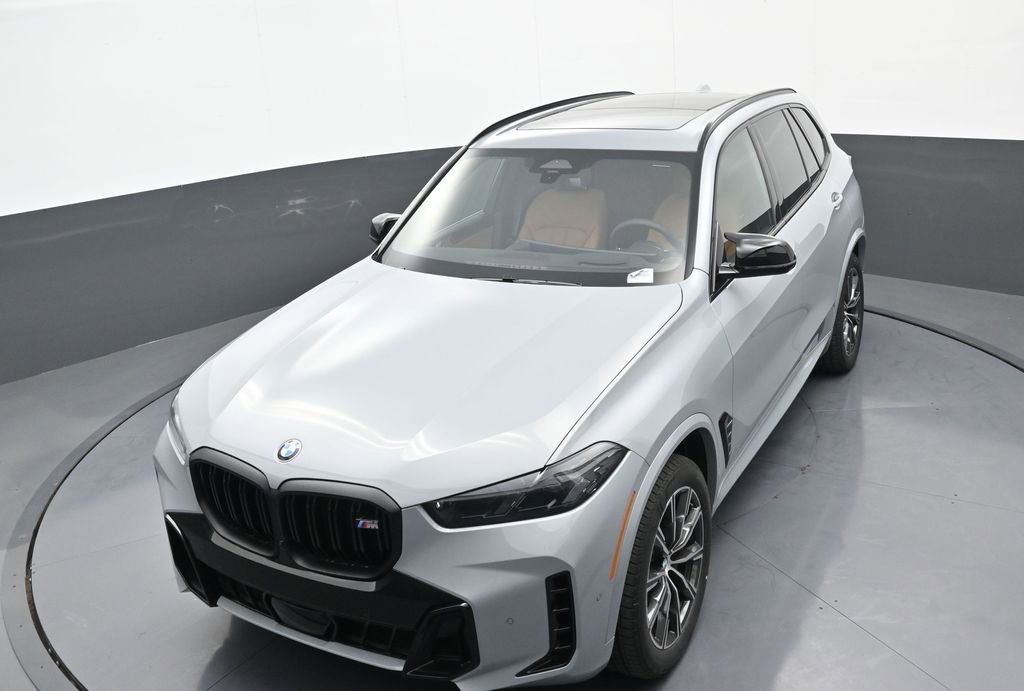 New 2026 BMW X5 M60i w/ Climate Comfort Package image 31