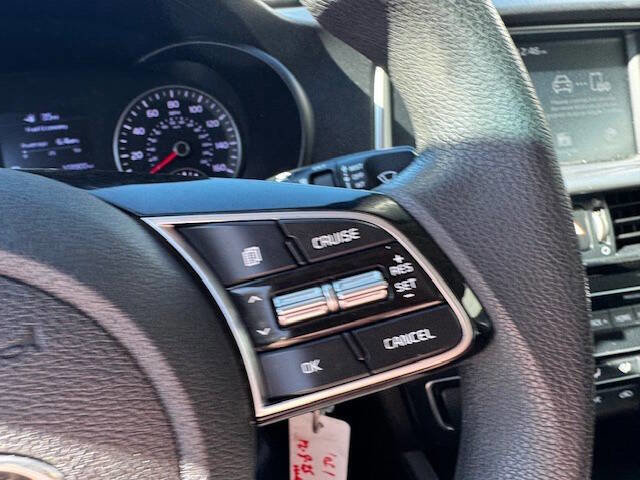 Used 2019 Kia Optima LX image 43