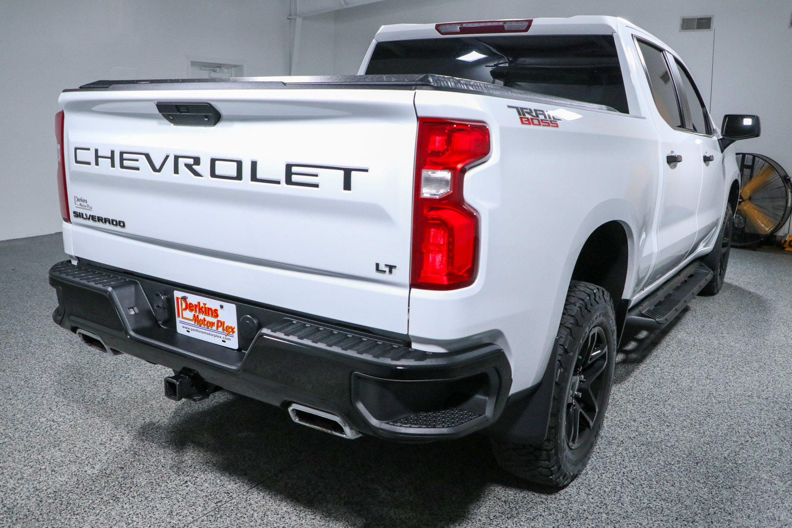 Used 2021 Chevrolet Silverado 1500 LT Trail Boss w/ Bed Protection Package AWD/4WD image 7