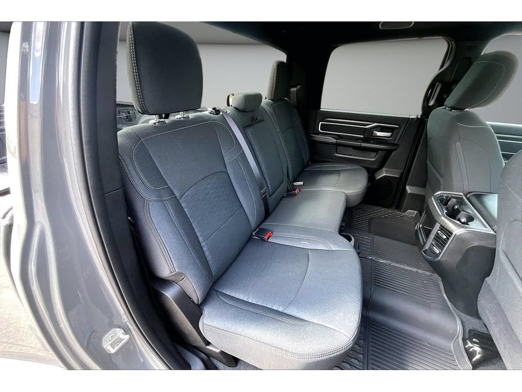 New 2026 RAM 3500 Big Horn AWD/4WD image 45