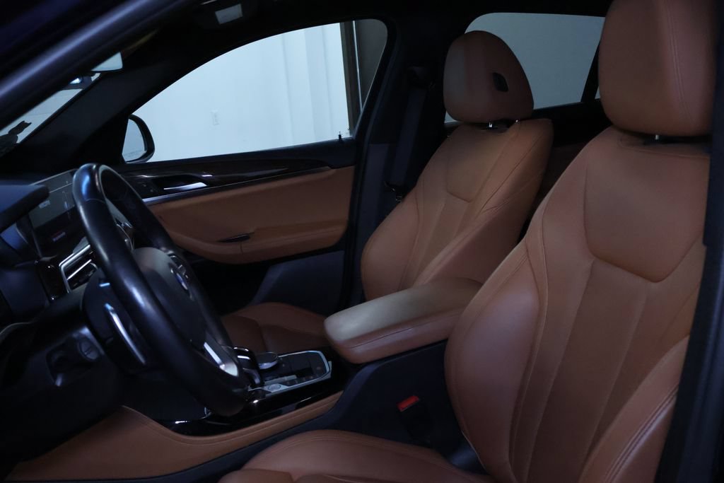 Used 2022 BMW X4 xDrive30i AWD/4WD image 14