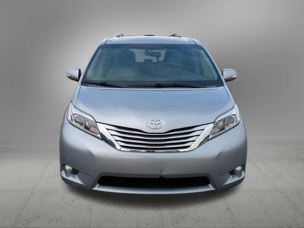 Used 2015 Toyota Sienna Limited Premium AWD/4WD image 9