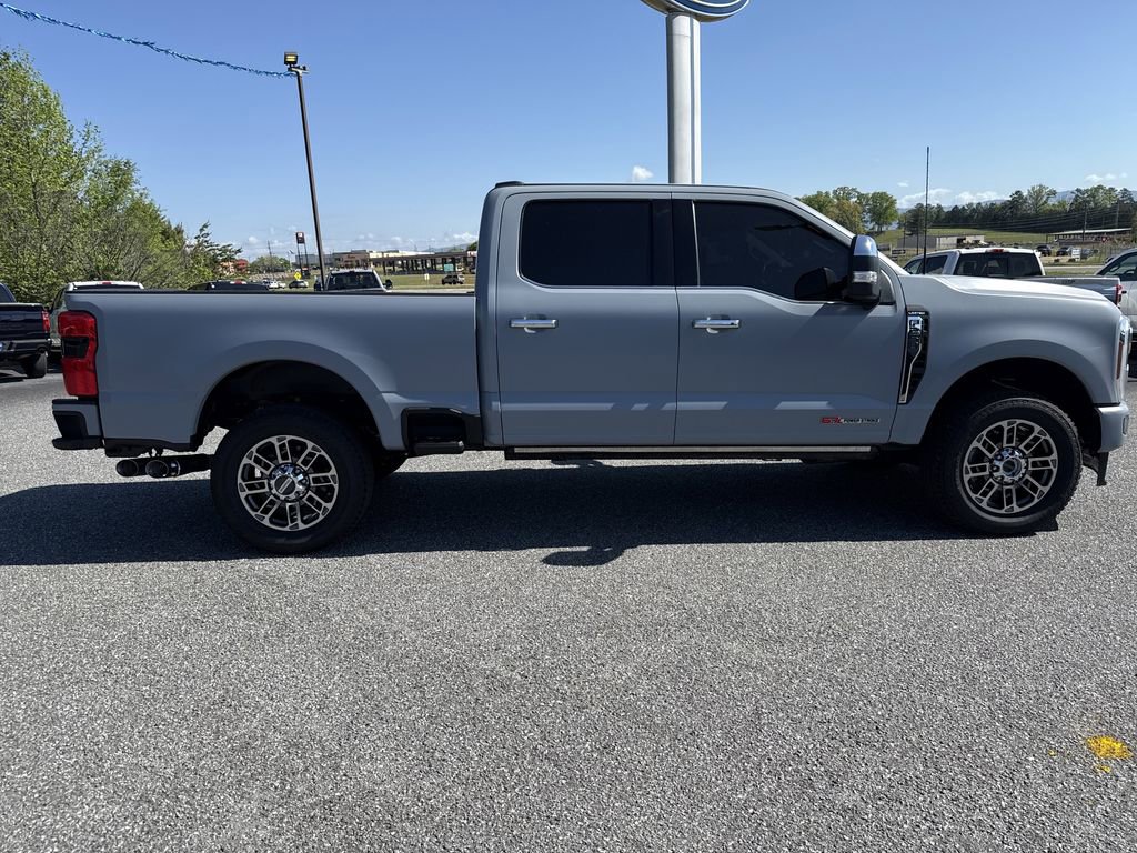 Used 2024 Ford F250 Limited w/ FX4 Off-Road Package AWD/4WD image 8