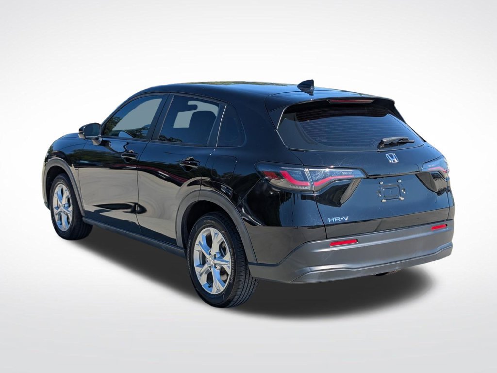 Used 2023 Honda HR-V LX image 9