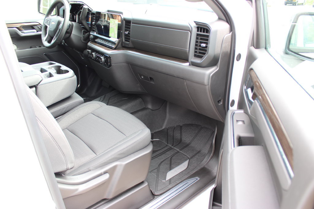 New 2026 Chevrolet Silverado 1500 LT w/ Safety Package AWD/4WD image 49