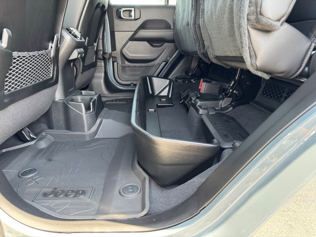 New 2025 Jeep Gladiator Sport w/ Premium Package image 29