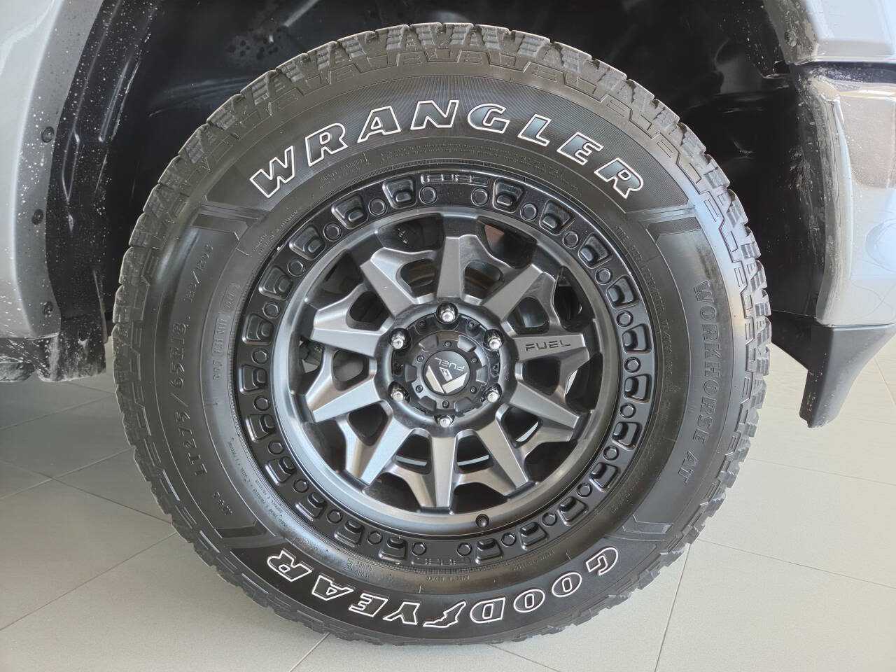 Used 2019 RAM 1500 Limited AWD/4WD image 10
