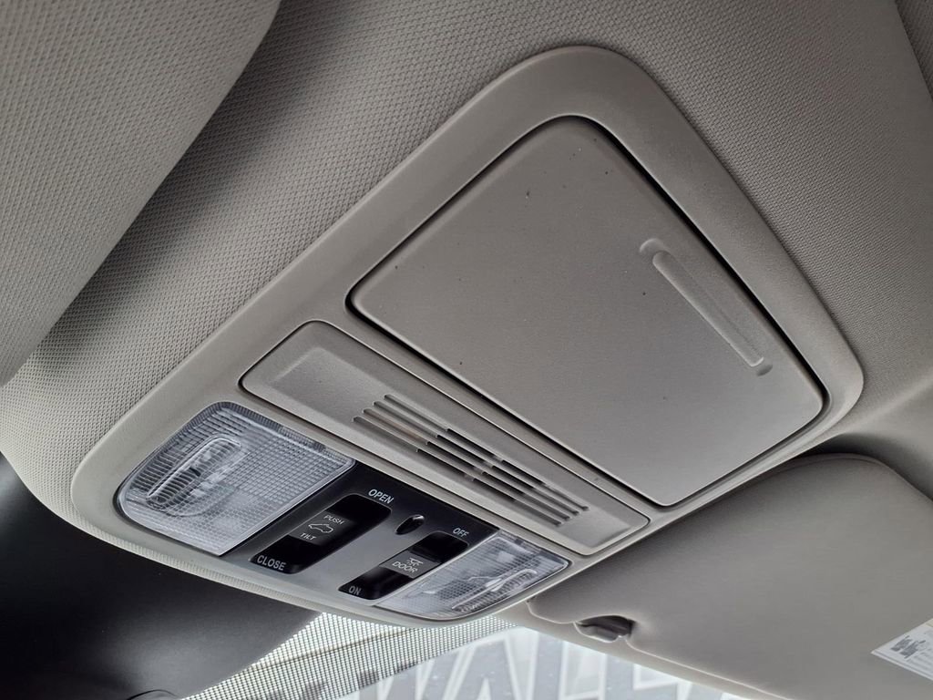 New 2026 Honda Odyssey Elite image 21