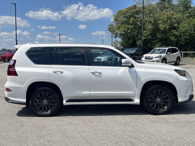 Used 2021 Lexus GX 460 Luxury w/ Sport Design Package AWD/4WD image 14