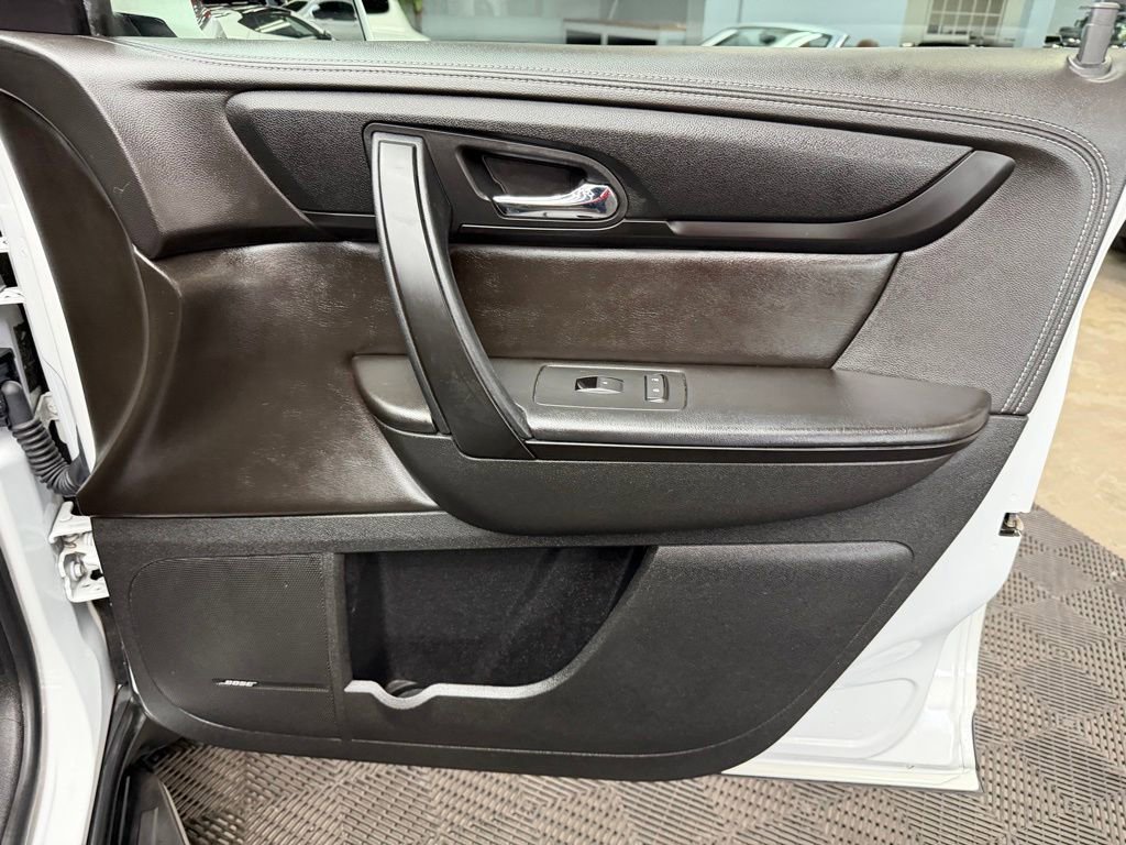 Used 2017 Chevrolet Traverse LT FWD image 55