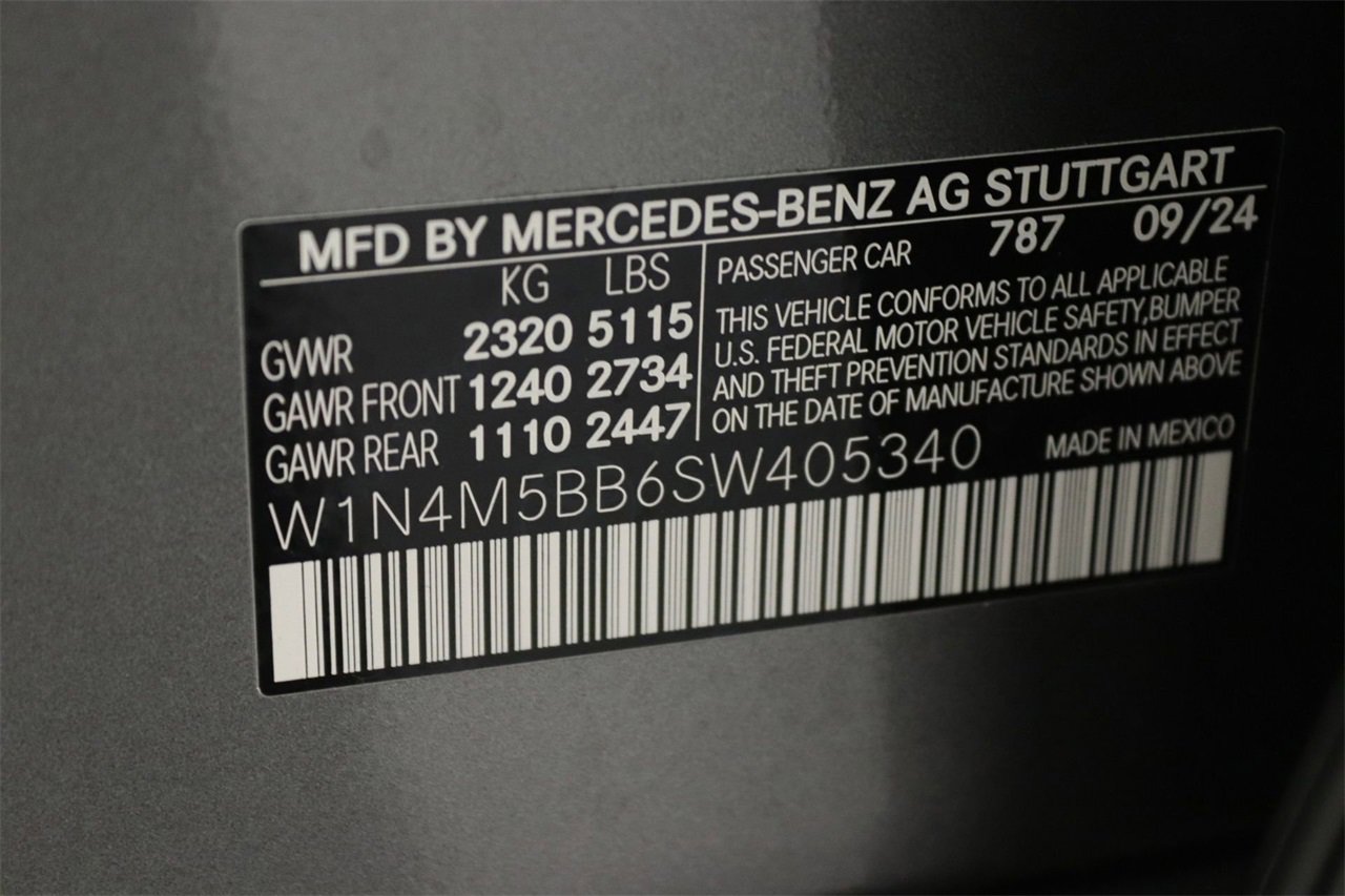 New 2025 Mercedes-Benz GLB 35 AMG 4MATIC image 24