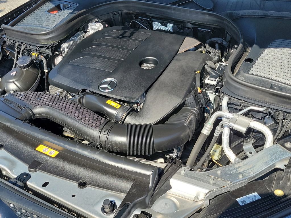 Used 2022 Mercedes-Benz GLC 300 image 38