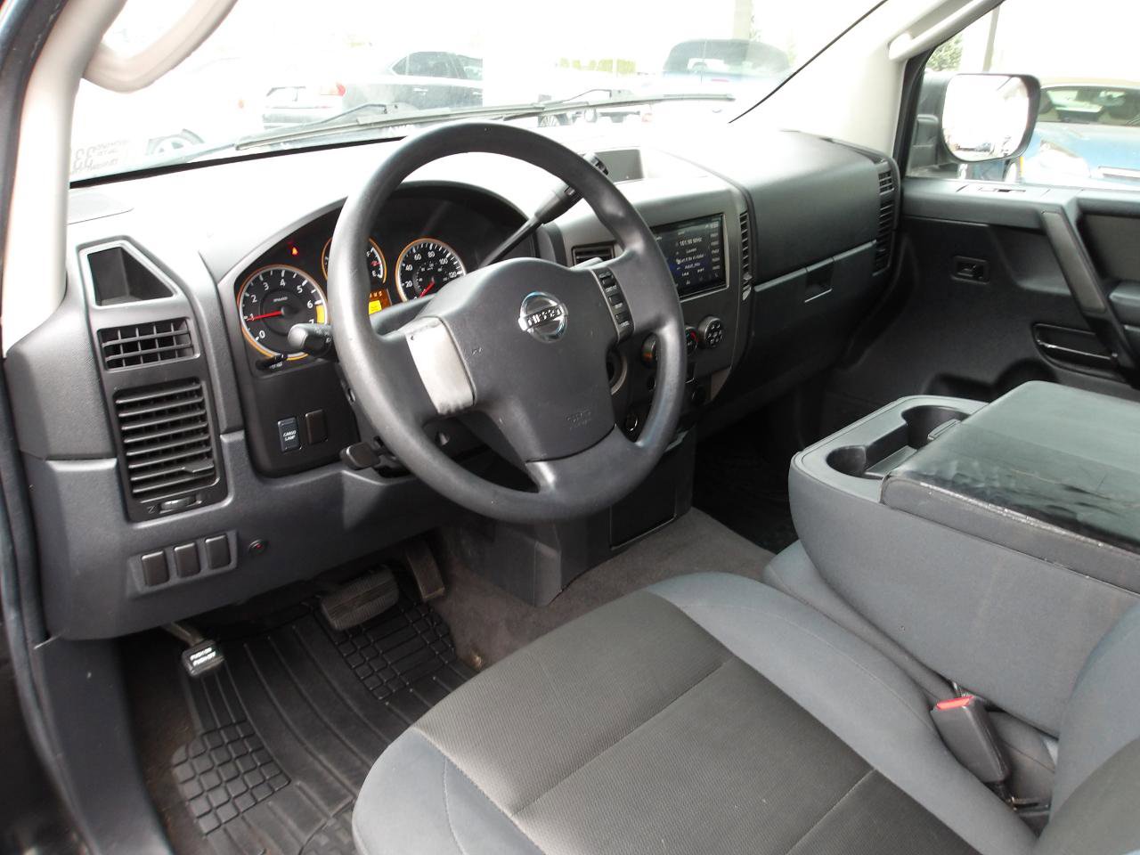 Used 2008 Nissan Titan XE RWD image 9