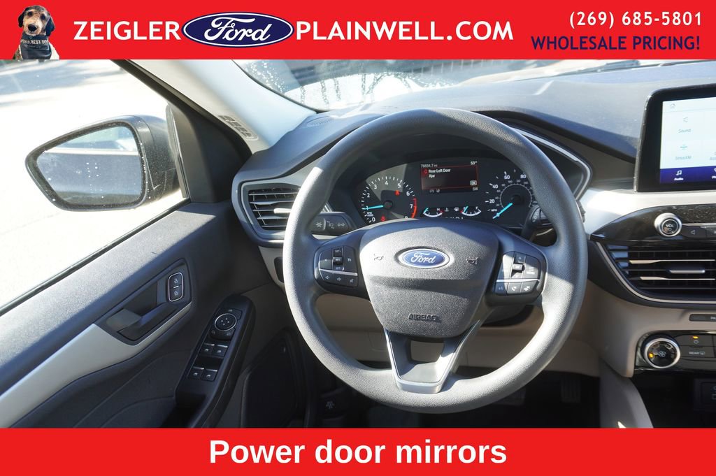 Used 2022 Ford Escape SE image 13