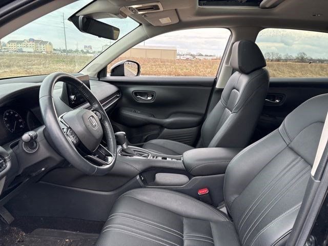 Used 2023 Honda HR-V EX-L image 10