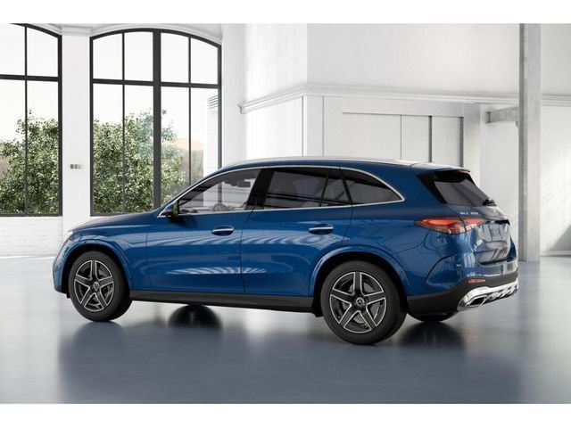 Used 2025 Mercedes-Benz GLC 300 4MATIC image 31