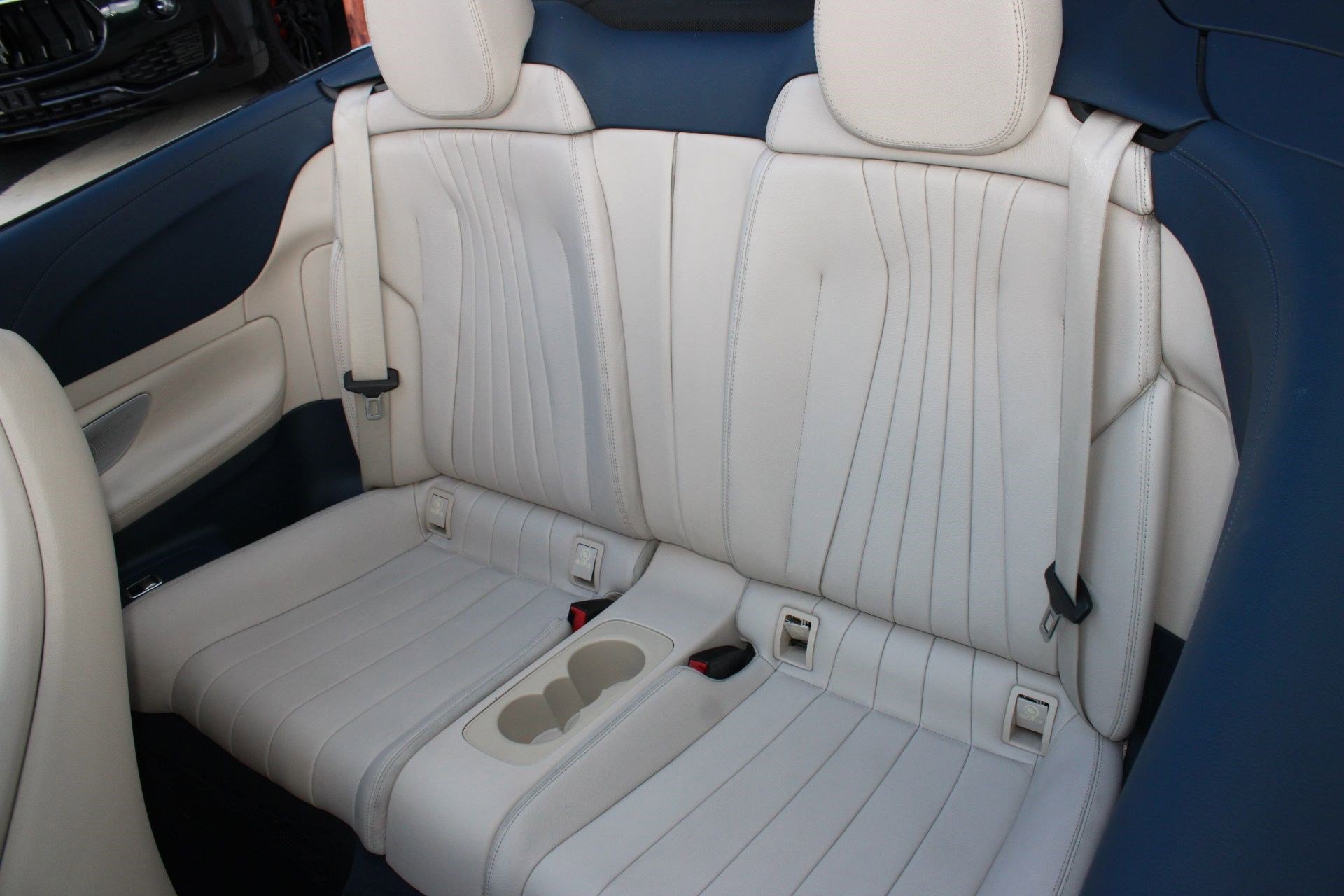 Used 2019 Mercedes-Benz E 450 Cabriolet image 32