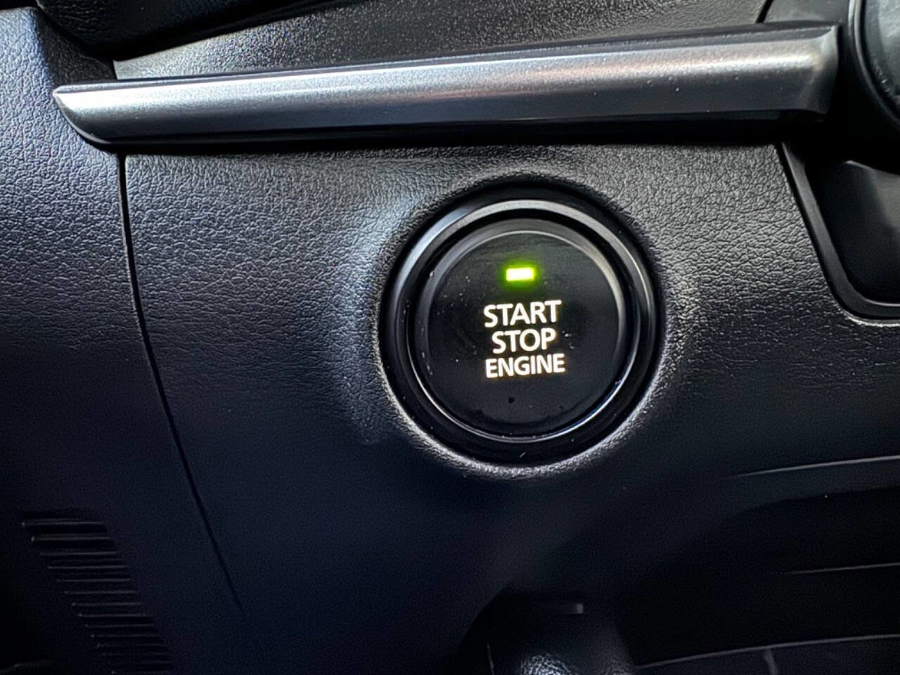 Used 2025 MAZDA MAZDA3 s image 17