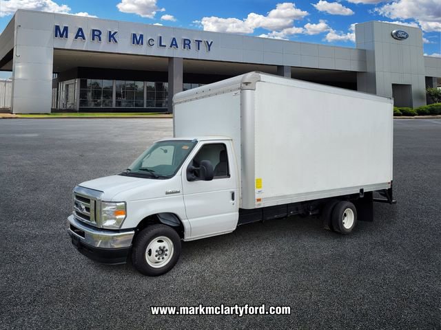 New 2025 Ford E-450 and Econoline 450 Super Duty w/ Power Equipment Group RWD video 2