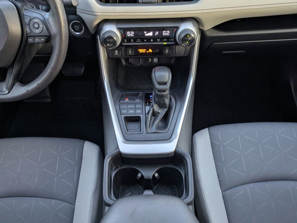 Used 2019 Toyota RAV4 XLE w/ Convenience Package image 20
