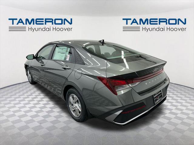 New 2026 Hyundai Elantra SE image 3