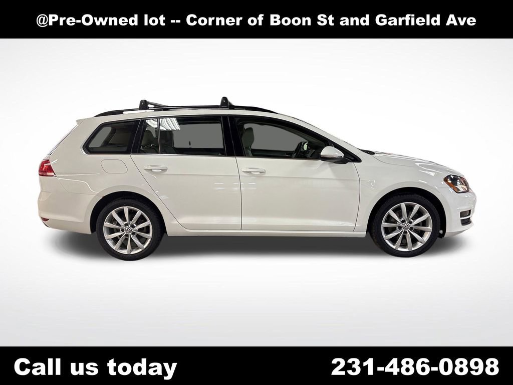 Used 2016 Volkswagen Golf S FWD image 6