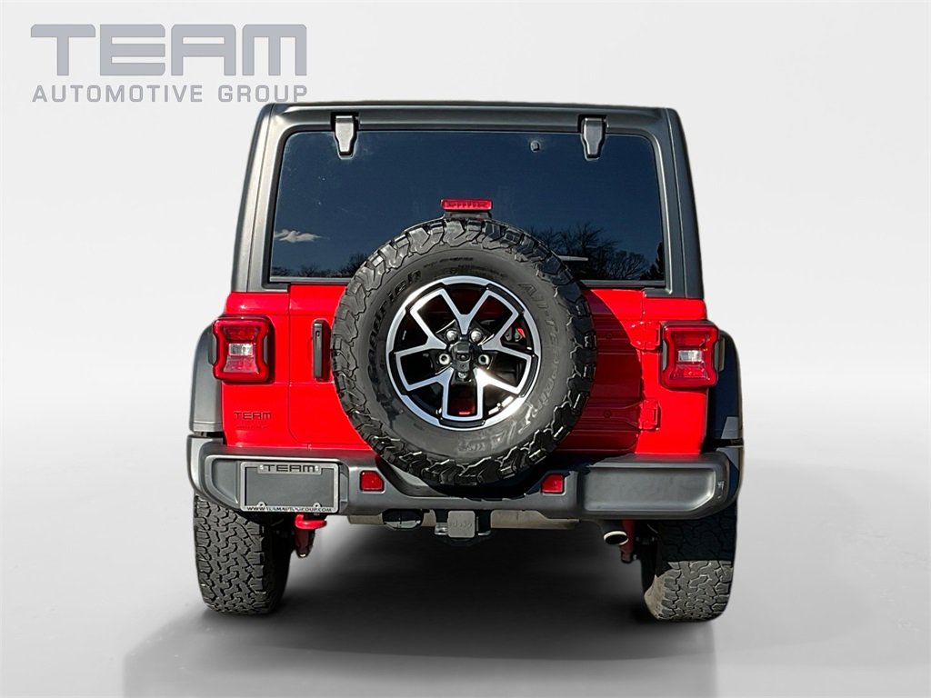 Used 2024 Jeep Wrangler Unlimited Rubicon w/ Technology Group image 6