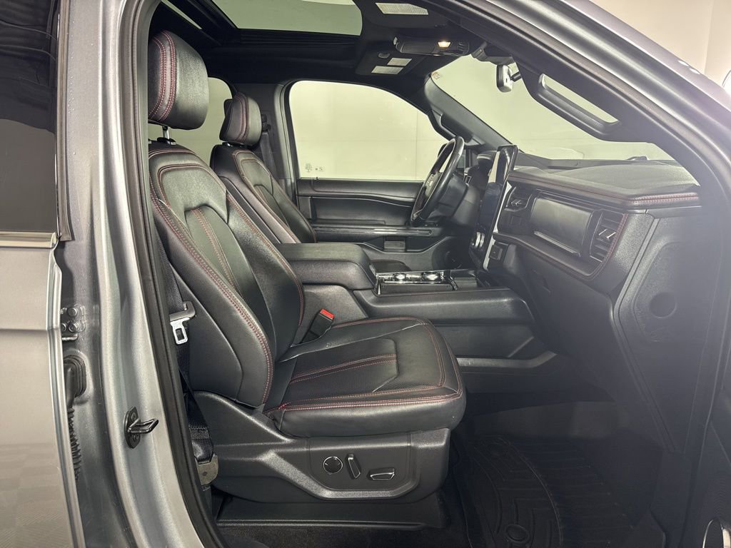 Used 2023 Ford Expedition Max Limited image 18