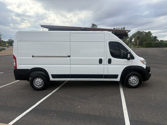 Used 2023 RAM ProMaster 2500 w/ Convenience Group FWD image 5