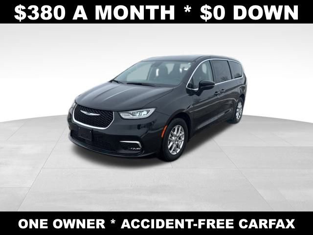 Used 2024 Chrysler Pacifica Touring-L