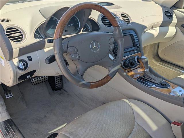 Used 2007 Mercedes-Benz SL 550 image 9