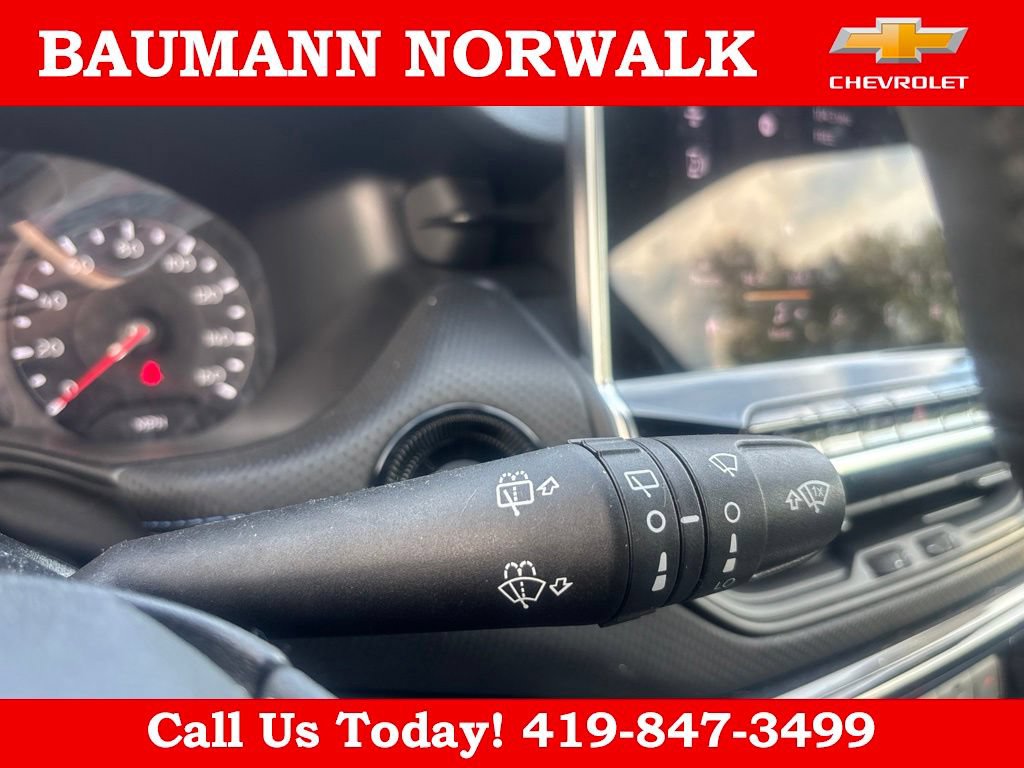 Used 2026 Jeep Compass Latitude w/ Sun and Sound Group AWD/4WD image 30