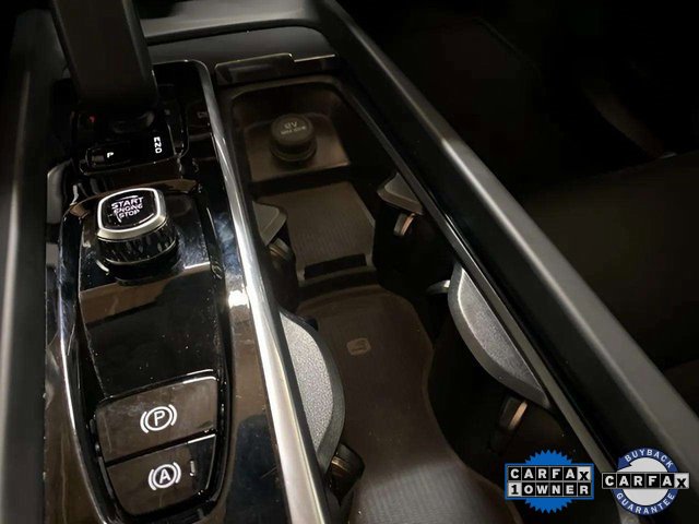 Used 2025 Volvo XC60 B5 Core image 53