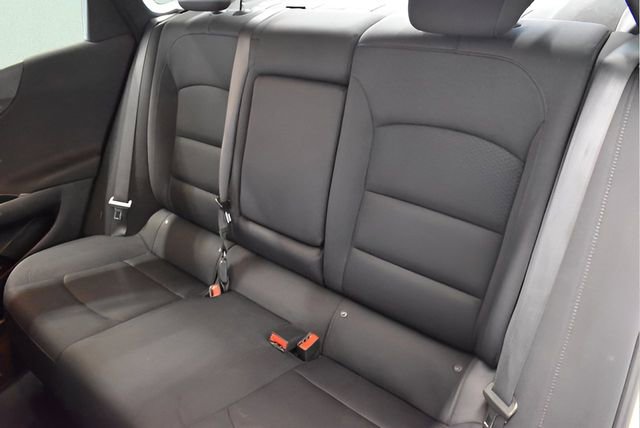 Used 2022 Chevrolet Malibu LT FWD image 7
