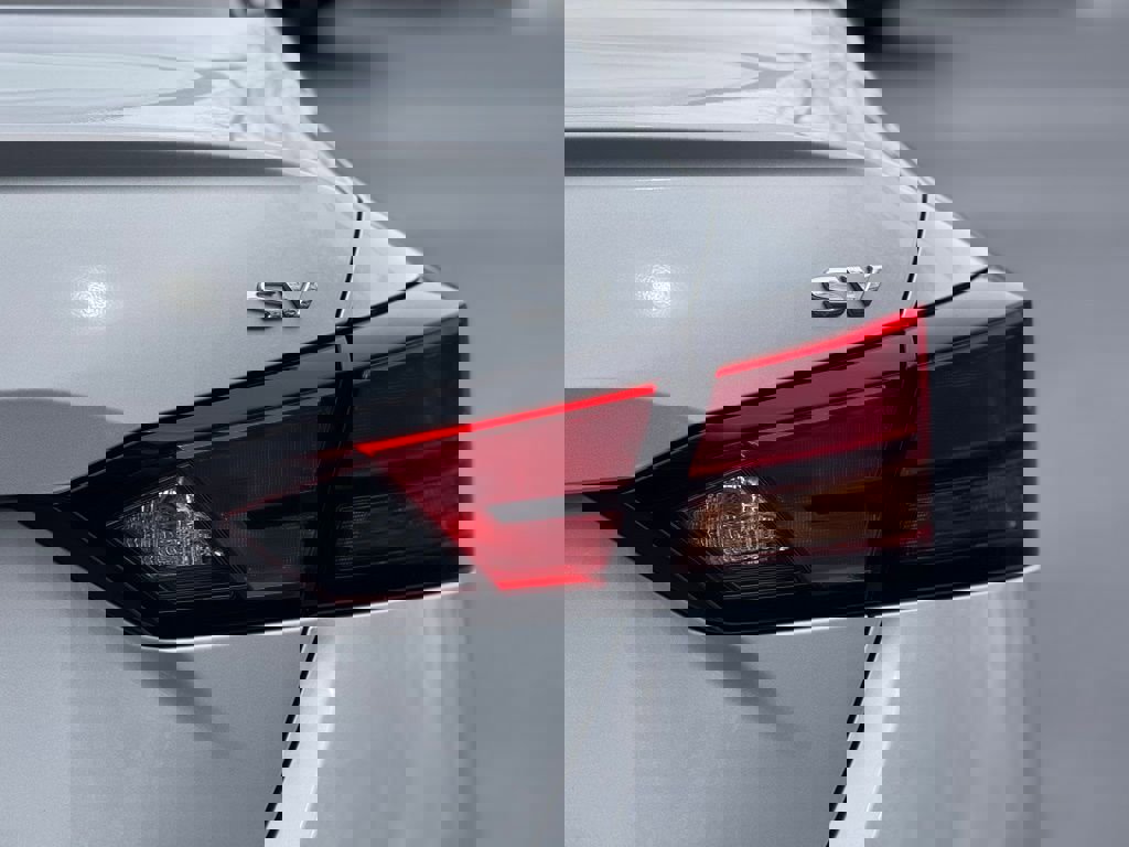 Used 2022 Nissan Altima 2.5 SV image 14