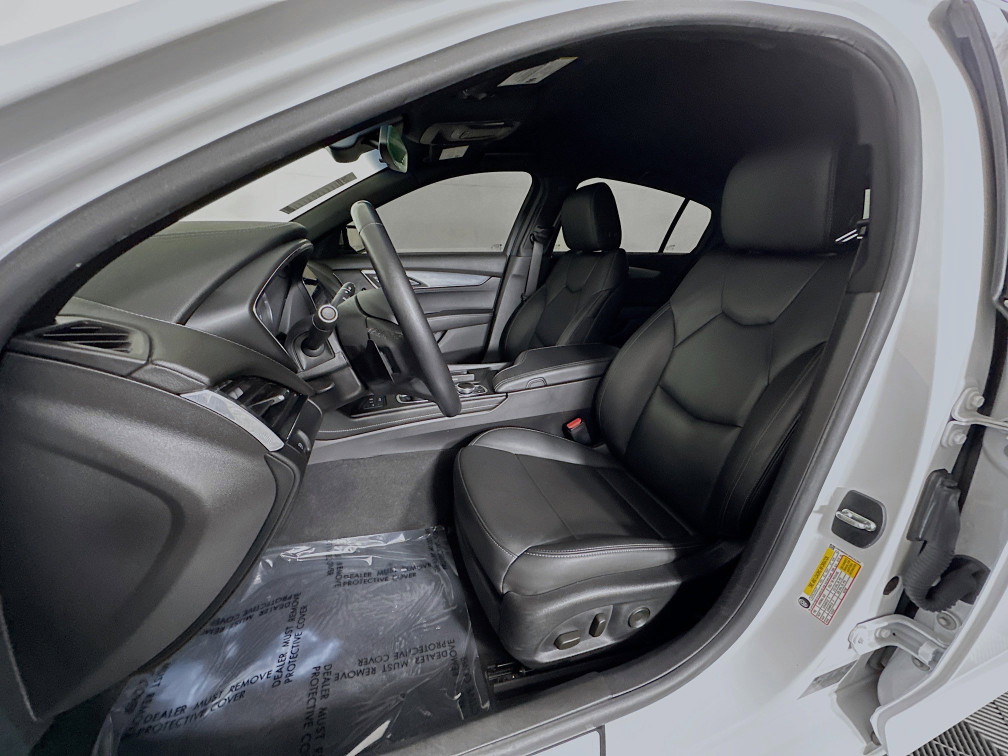Used 2023 Cadillac CT5 Luxury RWD image 12