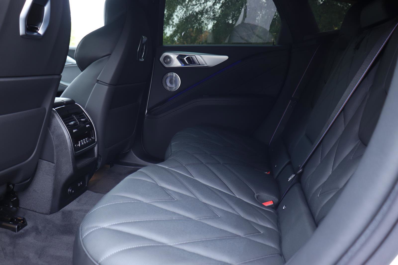 New 2026 BMW XM Label Red w/ M Driver's Package image 16