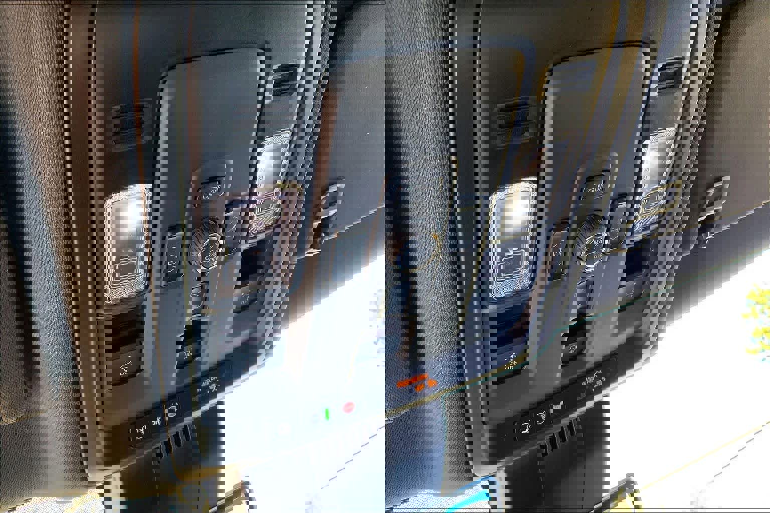 Certified 2025 Chevrolet Tahoe High Country w/ Sun And Tow Package image 30