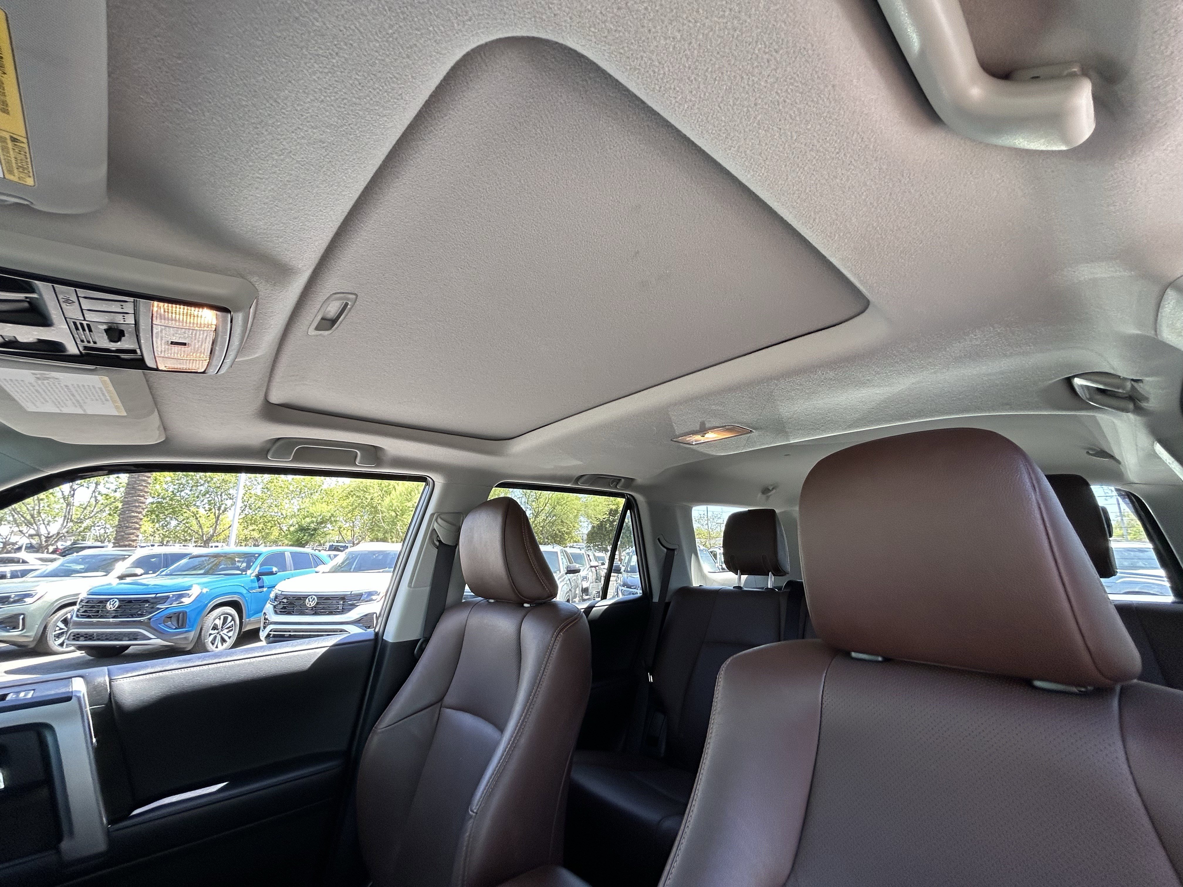 Used 2022 Toyota 4Runner Limited AWD/4WD image 19