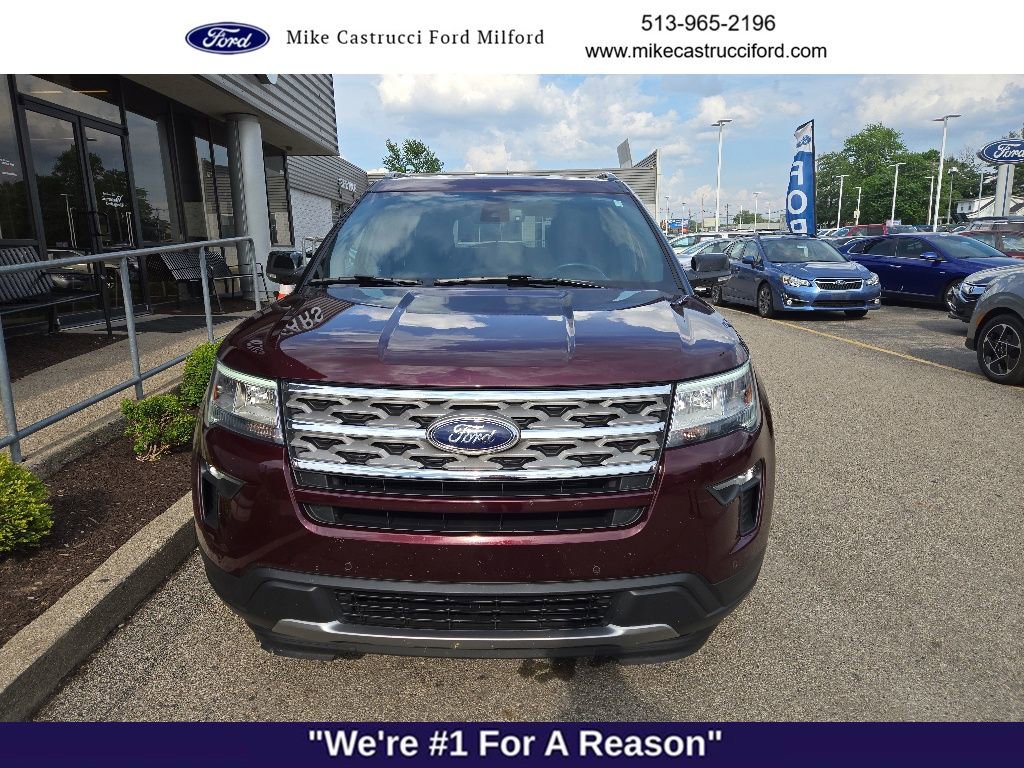 Used 2018 Ford Explorer XLT w/ Equipment Group 202A FWD image 2