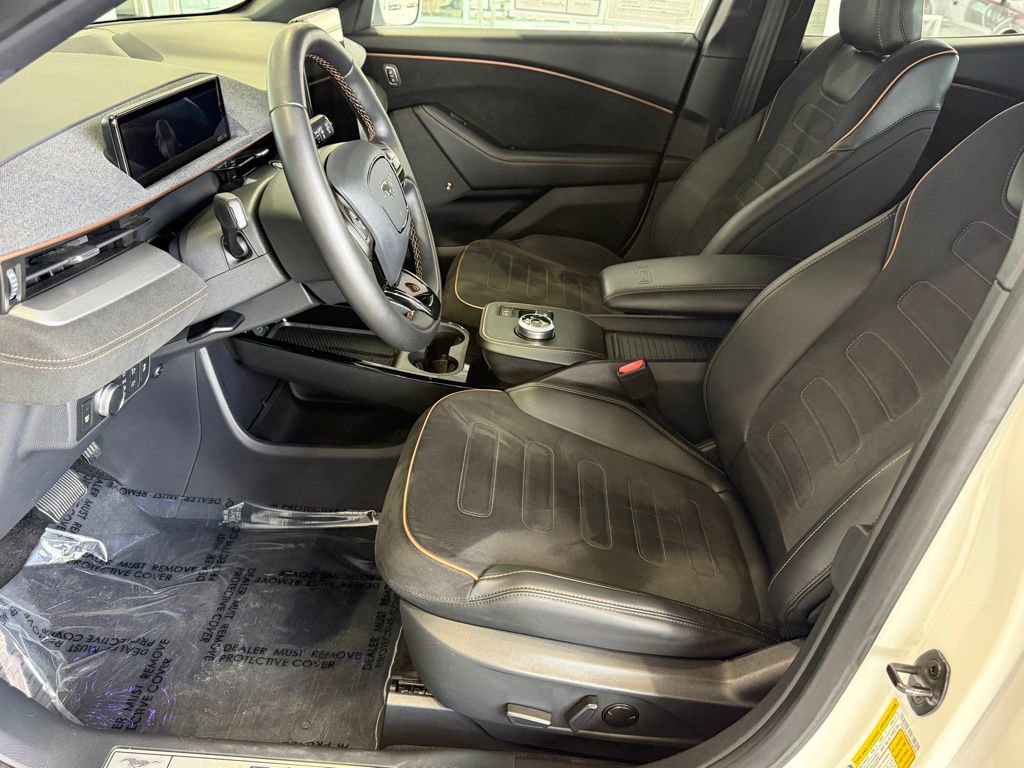 Used 2022 Ford Mustang Mach-E GT image 19