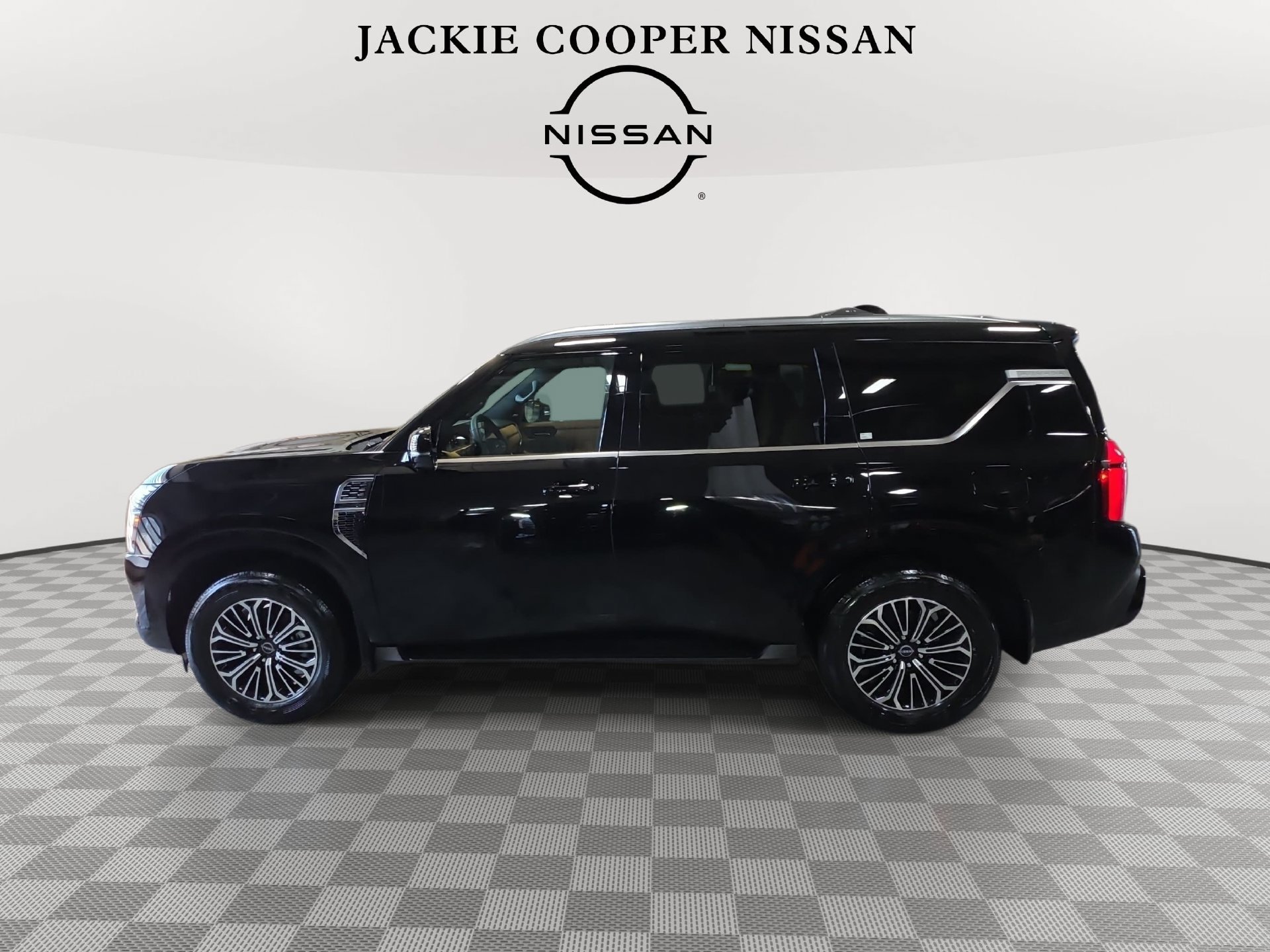 New 2026 Nissan Armada SL w/ Captain's Chari Seat Package AWD/4WD image 8
