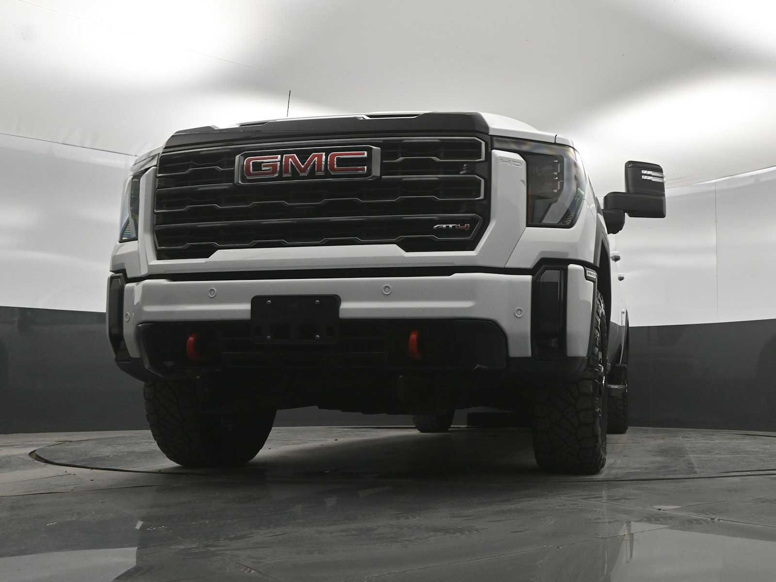Used 2024 GMC Sierra 2500 AT4 w/ AT4 Premium Plus Package AWD/4WD image 37