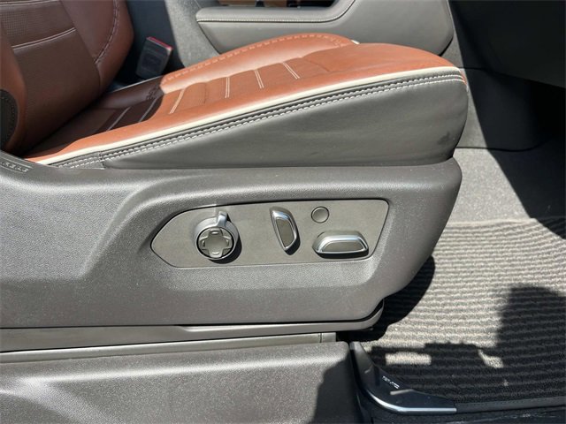 Used 2024 GMC Sierra 2500 Denali Ultimate image 25