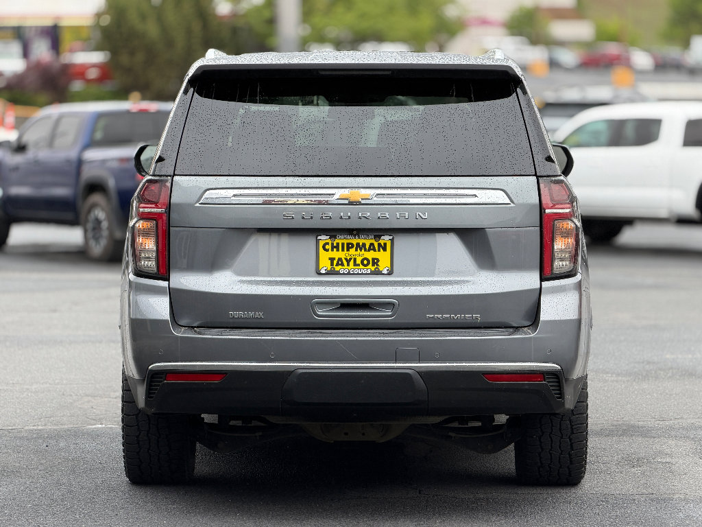 Used 2021 Chevrolet Suburban Premier AWD/4WD image 19