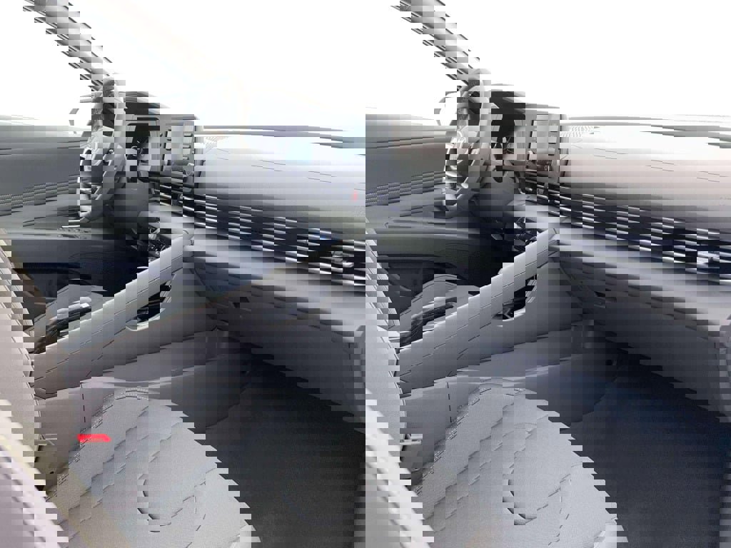 New 2026 Hyundai Elantra Sport image 15