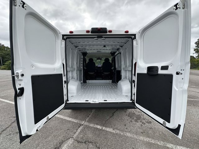 New 2025 RAM ProMaster 1500 w/ Premium Convenience Group FWD image 28