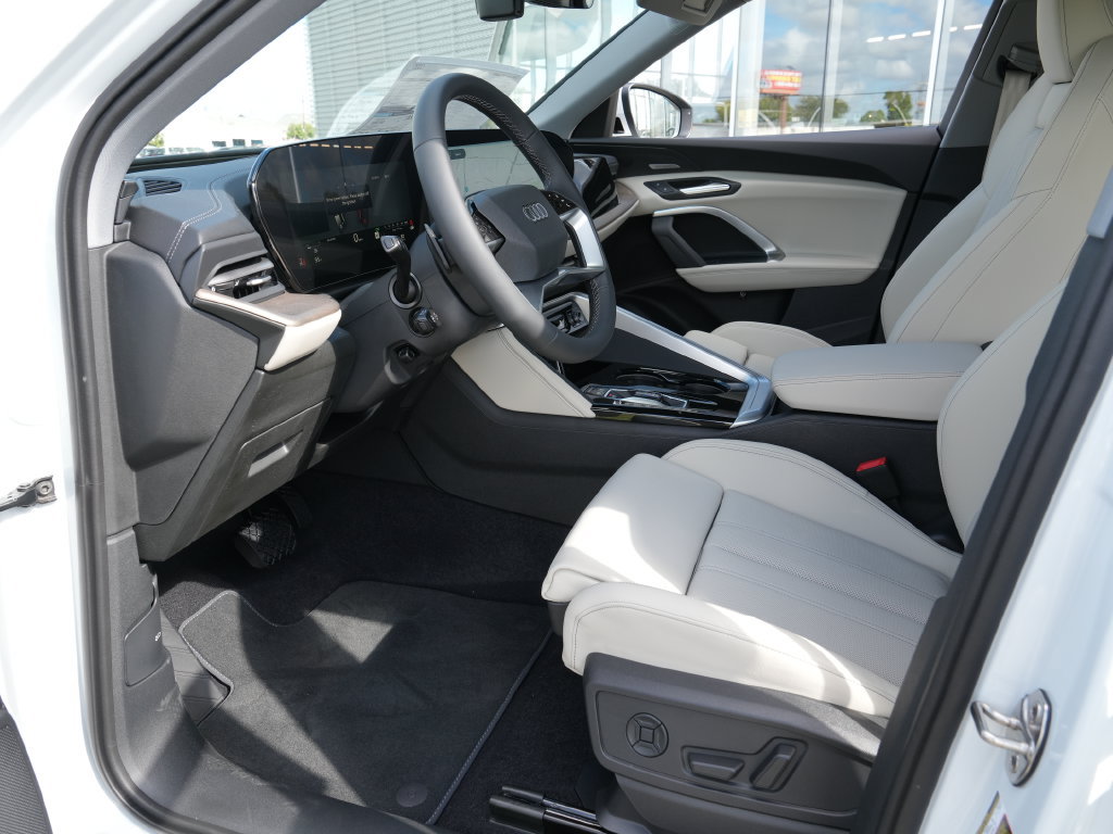 New 2026 Audi Q5 Premium Plus AWD/4WD image 12