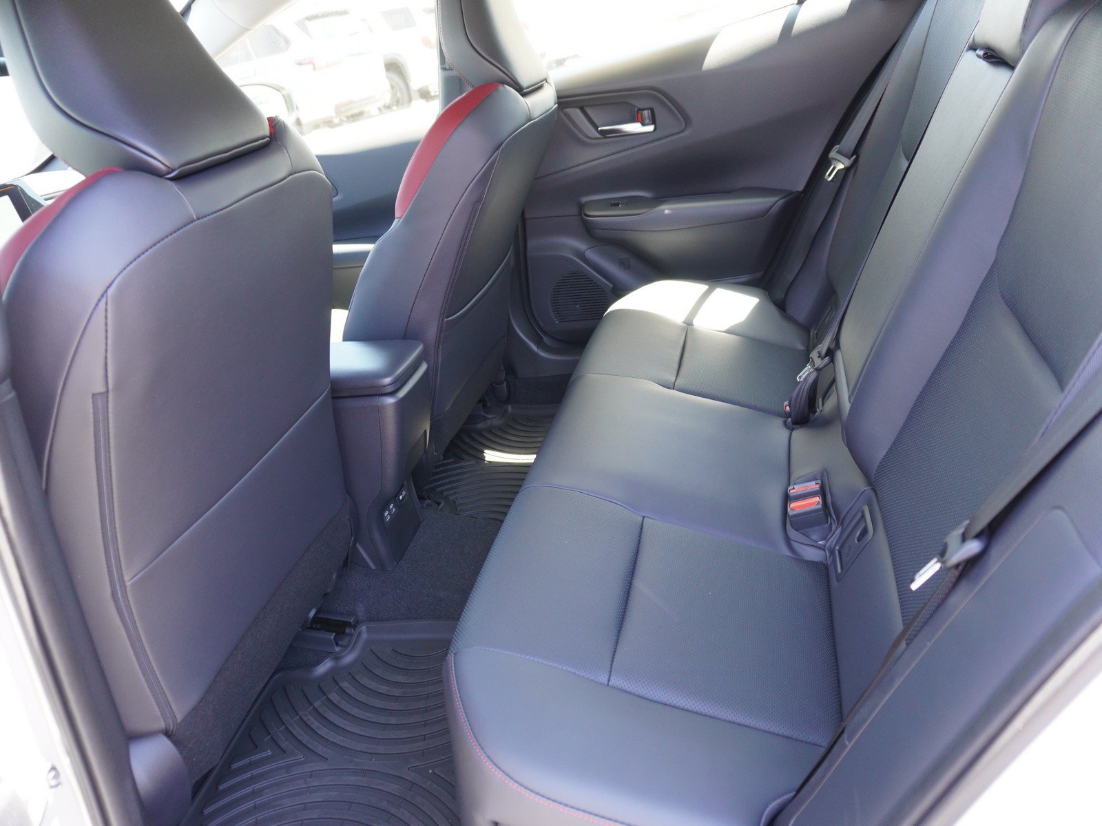 New 2026 Toyota Prius Plug-In Hybrid FWD image 13