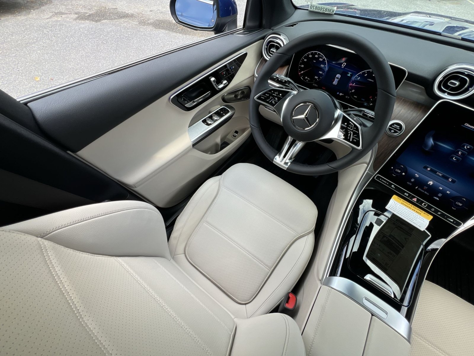 New 2026 Mercedes-Benz GLC 300 4MATIC image 16